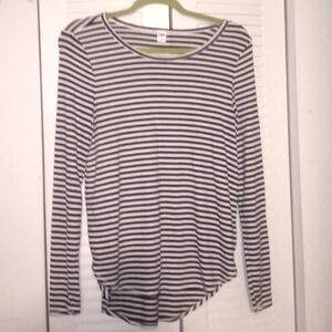 Old Navy Black and White Striped Long Sleeve Tee